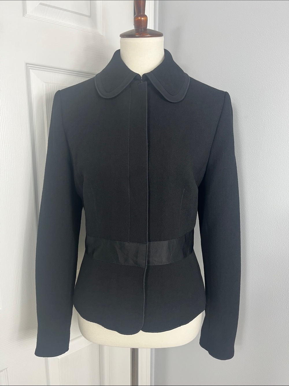 Ann Taylor Black Wool Crepe Lady Jacket